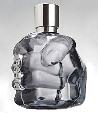Illustration for article titled Cowboys RB Arrested For Allegedly Stealing Cologne And Underwear